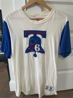 Philadelphia 76ers Mitchell & Ness Hardwood Classic Color Block T-Shirt, Medium